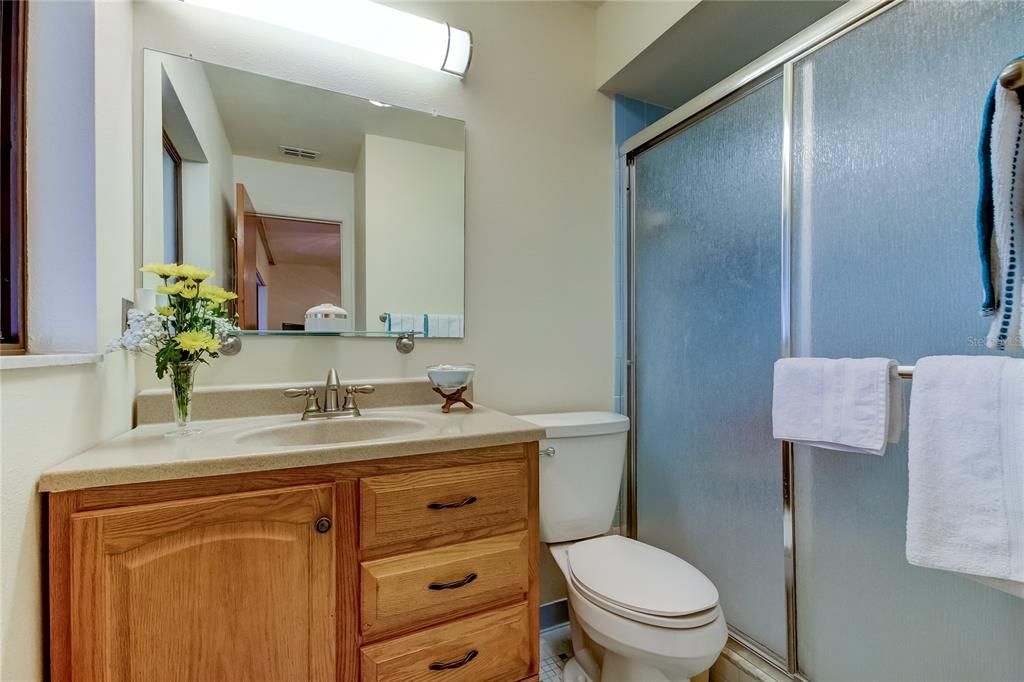 En Venta: $189,900 (2 camas, 2 baños, 1045 Pies cuadrados)