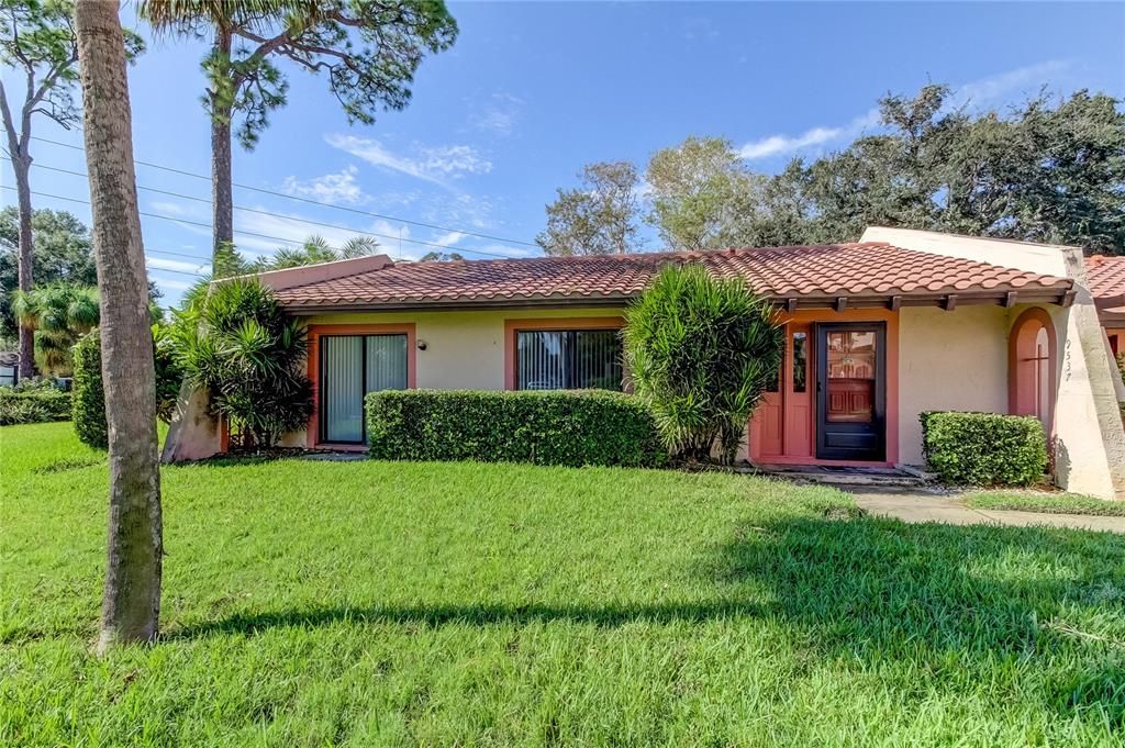 En Venta: $189,900 (2 camas, 2 baños, 1045 Pies cuadrados)