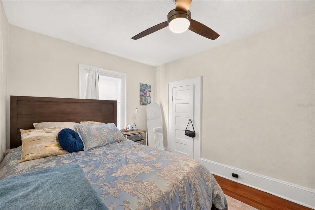 For Sale: $499,000 (4 beds, 2 baths, 1627 Square Feet)