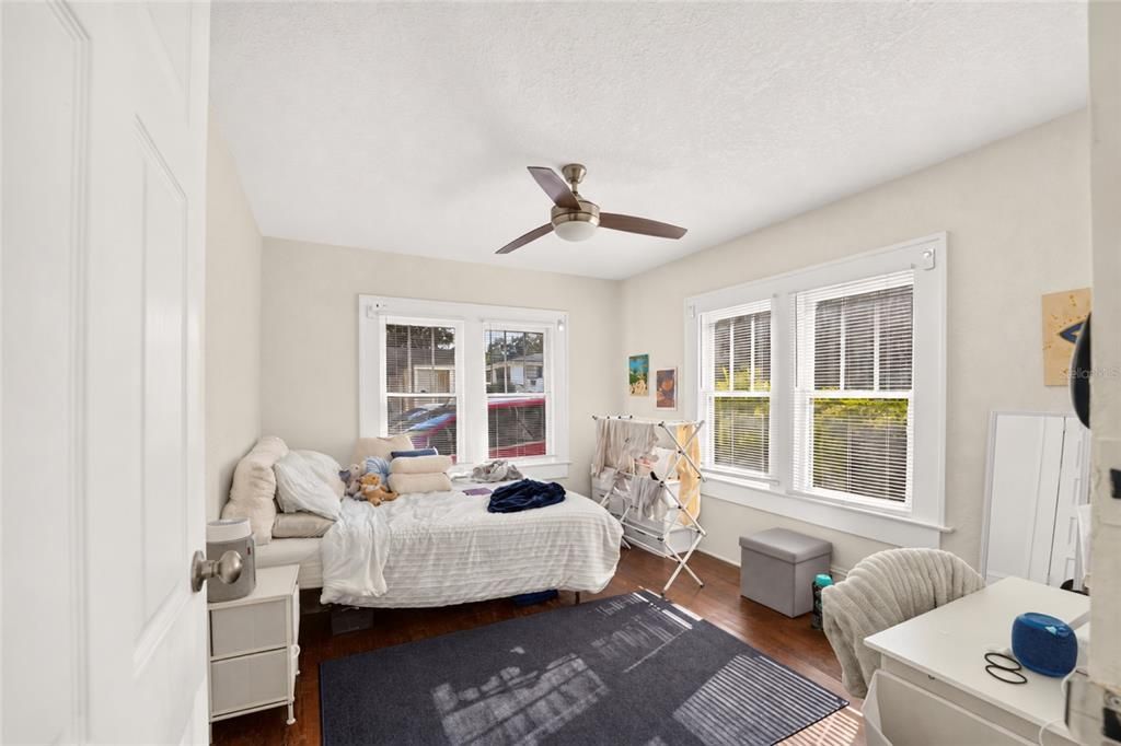 For Sale: $499,000 (4 beds, 2 baths, 1627 Square Feet)