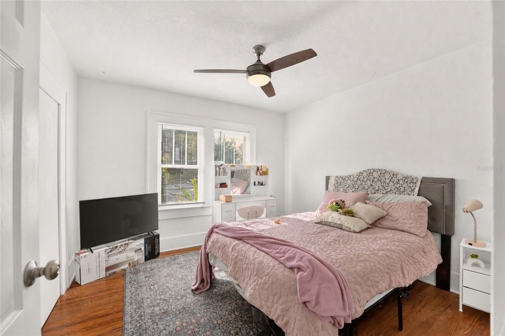 For Sale: $499,000 (4 beds, 2 baths, 1627 Square Feet)