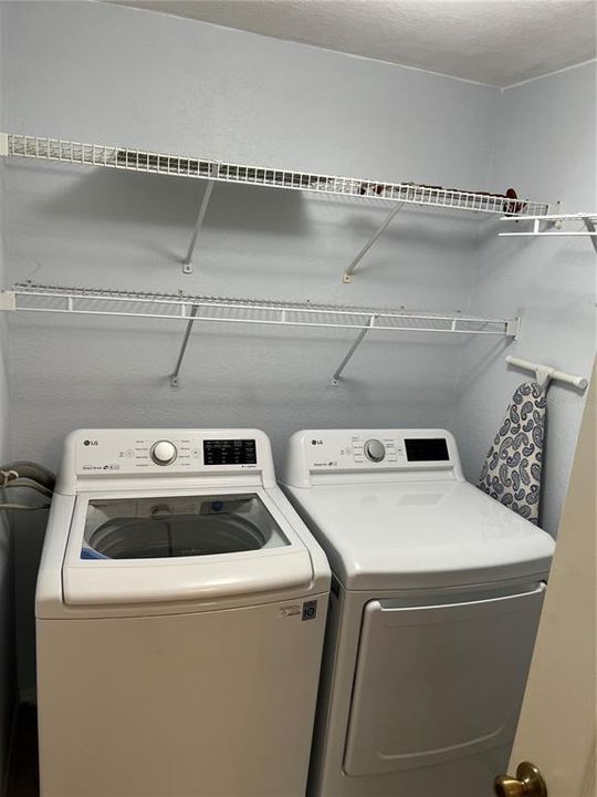For Rent: $1,700 (1 beds, 1 baths, 829 Square Feet)