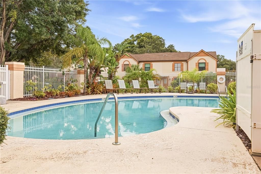 For Sale: $357,000 (3 beds, 2 baths, 1536 Square Feet)