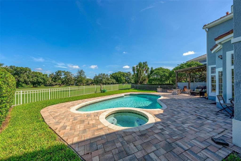 For Sale: $825,000 (3 beds, 3 baths, 2460 Square Feet)