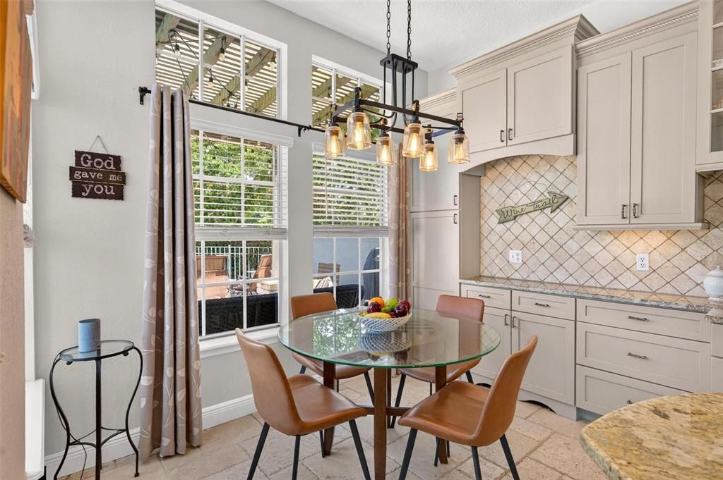 For Sale: $825,000 (3 beds, 3 baths, 2460 Square Feet)