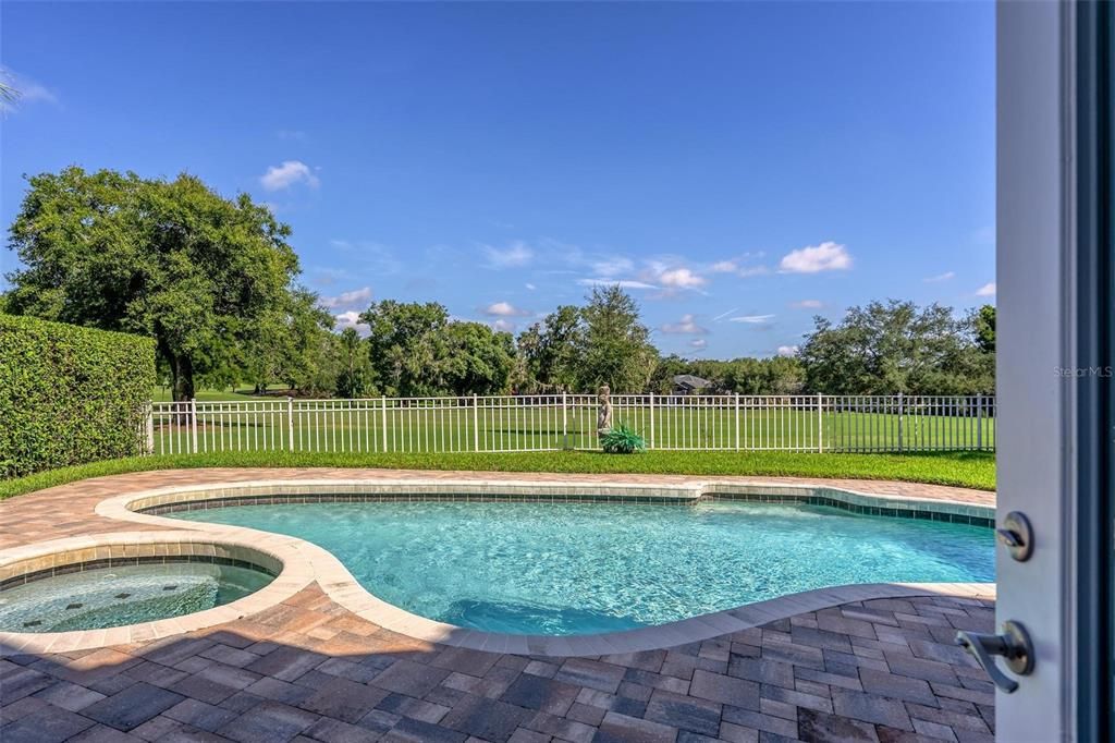 For Sale: $825,000 (3 beds, 3 baths, 2460 Square Feet)