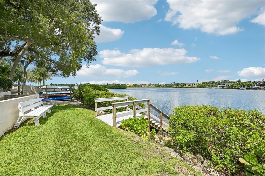 Active With Contract: $535,000 (2 beds, 1 baths, 1010 Square Feet)