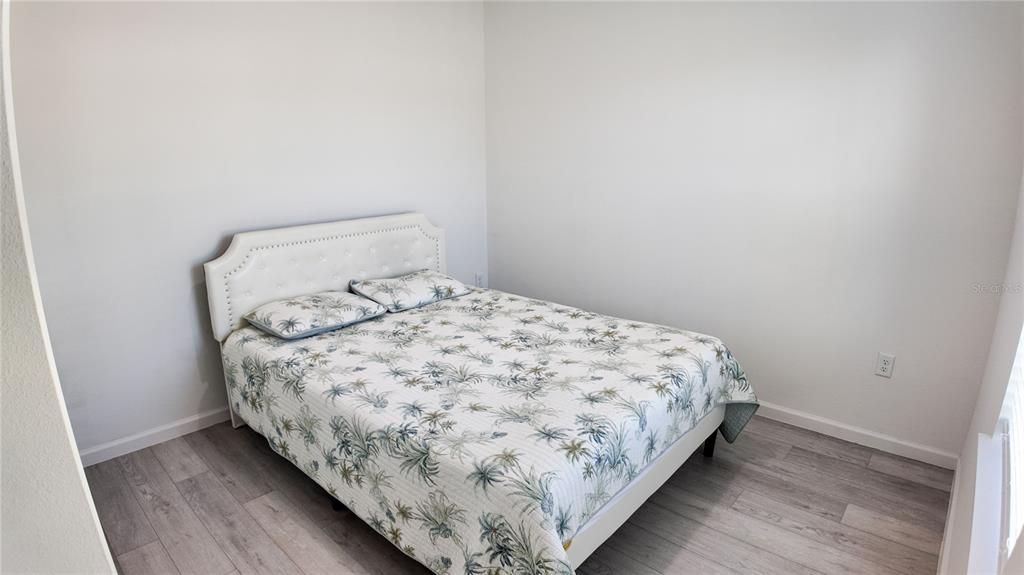 For Sale: $319,990 (4 beds, 2 baths, 1782 Square Feet)