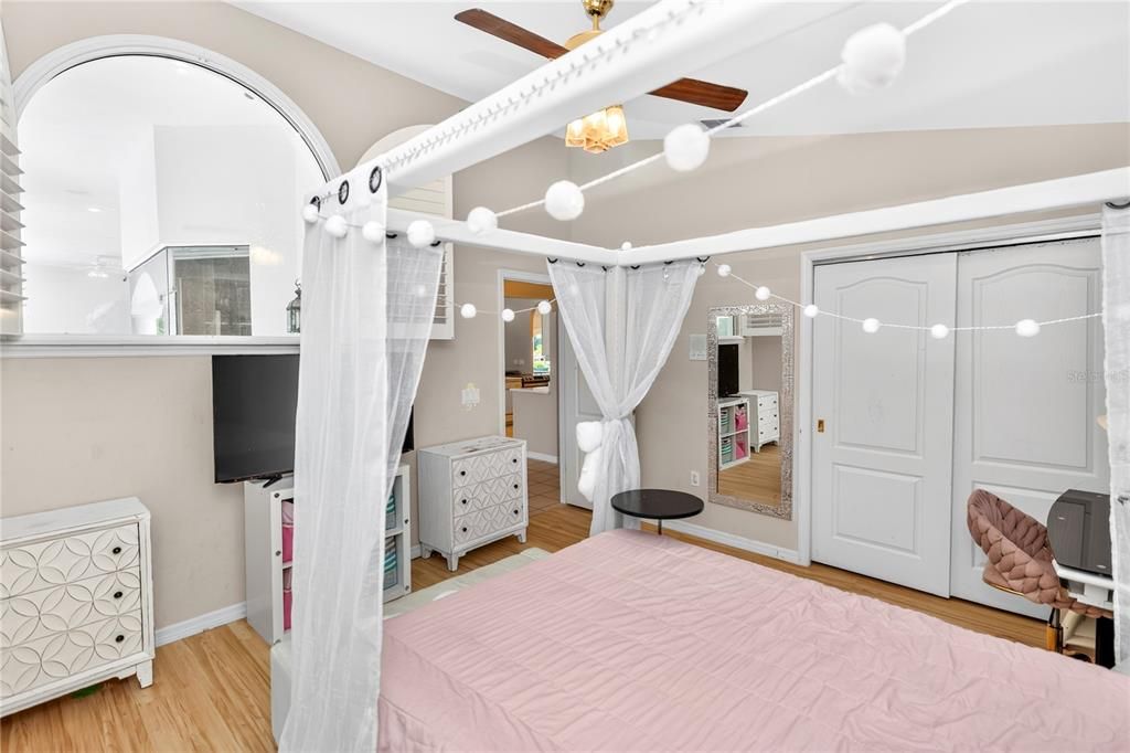 : $799,999 (4 贝兹, 3 浴室, 3458 平方英尺)