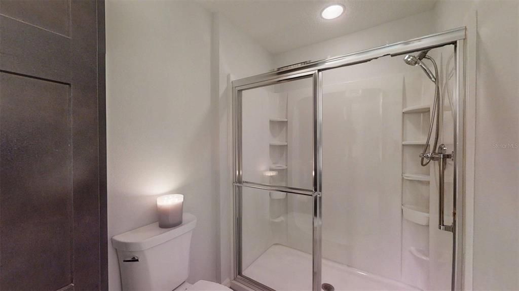 En Venta: $380,000 (3 camas, 2 baños, 1812 Pies cuadrados)
