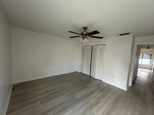 В аренду: $1,800 (2 спален, 2 ванн, 1090 Квадратных фут)