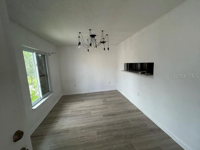 В аренду: $1,800 (2 спален, 2 ванн, 1090 Квадратных фут)