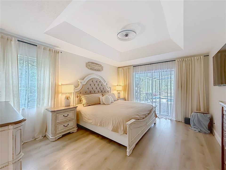 На продажу: $569,900 (3 спален, 2 ванн, 2028 Квадратных фут)