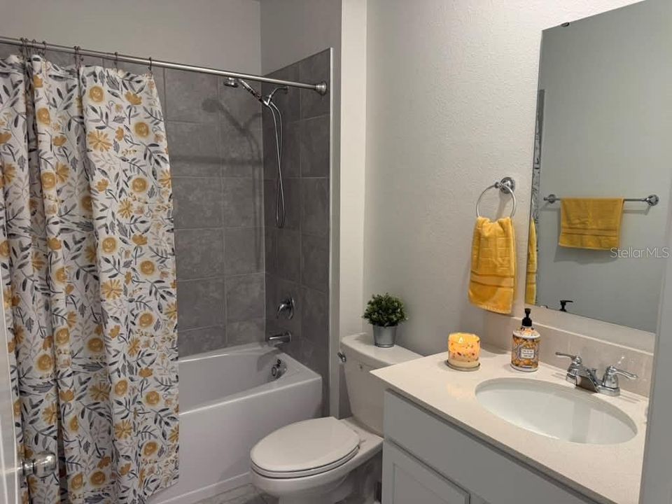 For Sale: $340,000 (3 beds, 2 baths, 1260 Square Feet)