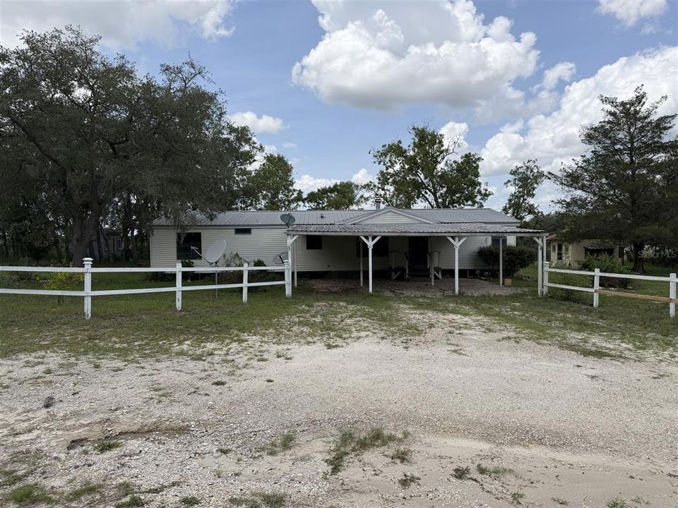 For Sale: $365,000 (3 beds, 2 baths, 1680 Square Feet)