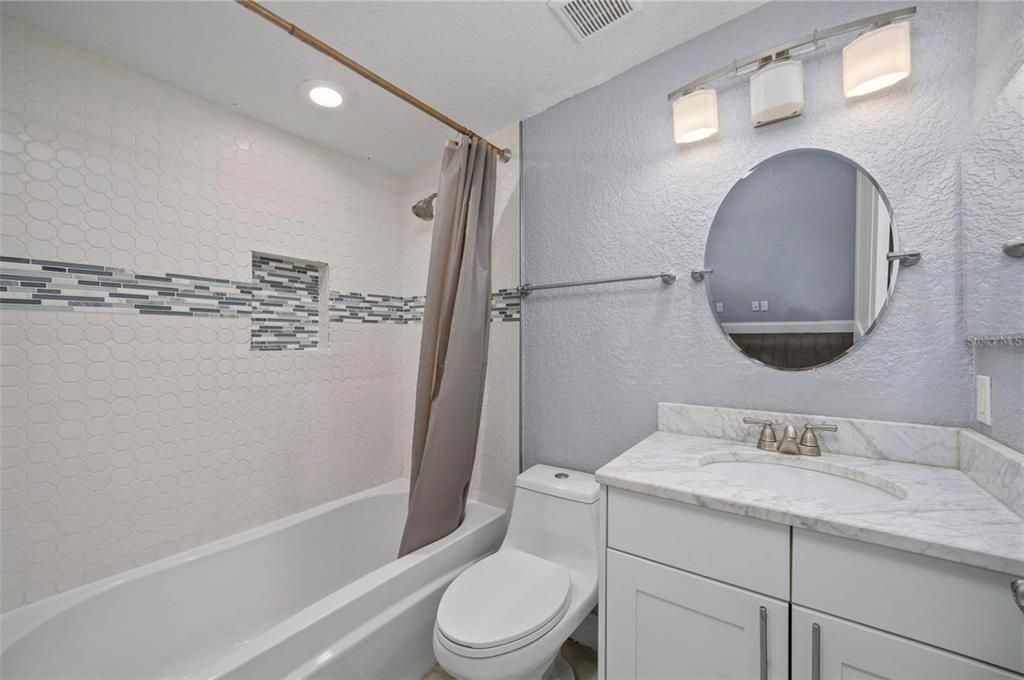 En Renta: $4,300 (4 camas, 3 baños, 1916 Pies cuadrados)