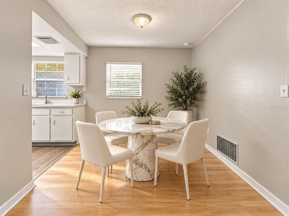 For Sale: $330,000 (4 beds, 2 baths, 1638 Square Feet)