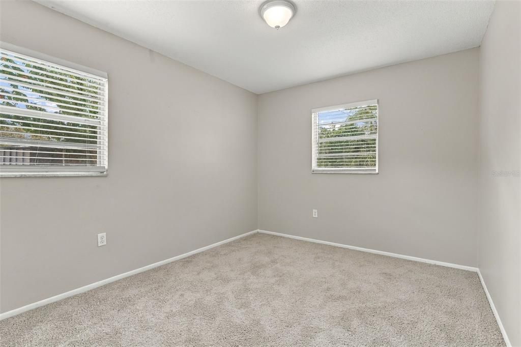 For Sale: $330,000 (4 beds, 2 baths, 1638 Square Feet)