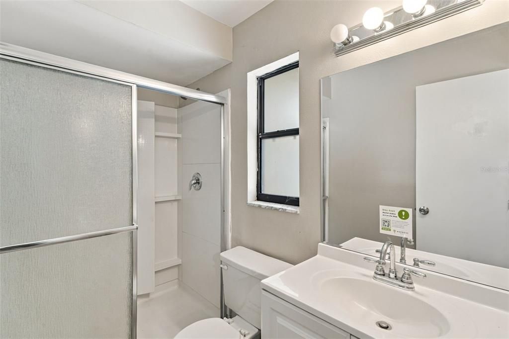 For Sale: $330,000 (4 beds, 2 baths, 1638 Square Feet)
