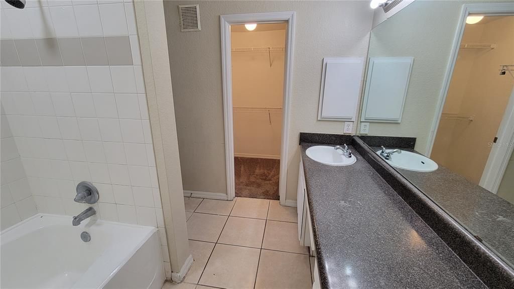 For Rent: $1,549 (2 beds, 2 baths, 1062 Square Feet)