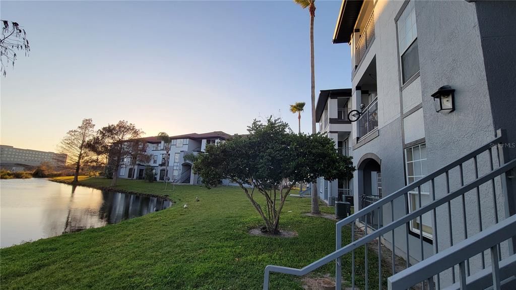 For Rent: $1,549 (2 beds, 2 baths, 1062 Square Feet)
