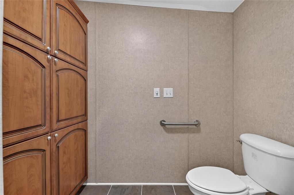 For Sale: $244,900 (2 beds, 2 baths, 1680 Square Feet)