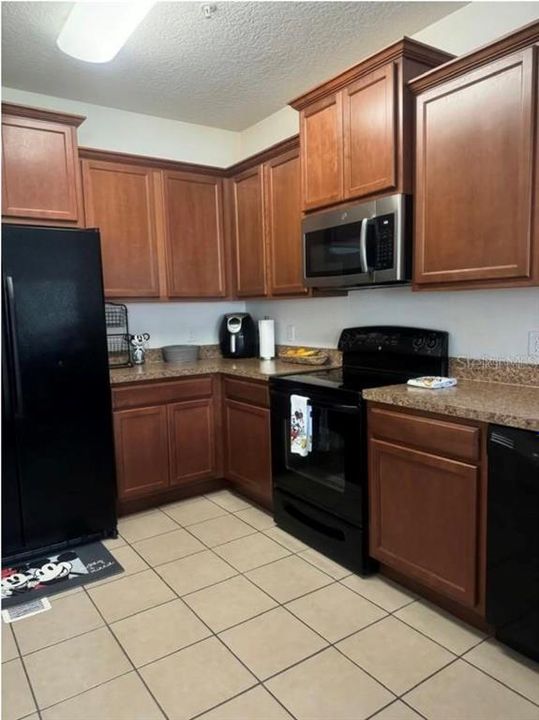 В аренду: $1,800 (2 спален, 2 ванн, 1273 Квадратных фут)