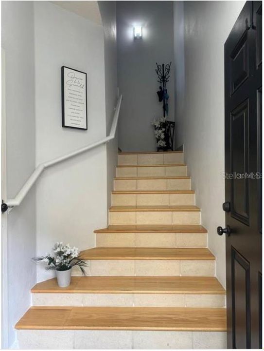 В аренду: $1,800 (2 спален, 2 ванн, 1273 Квадратных фут)