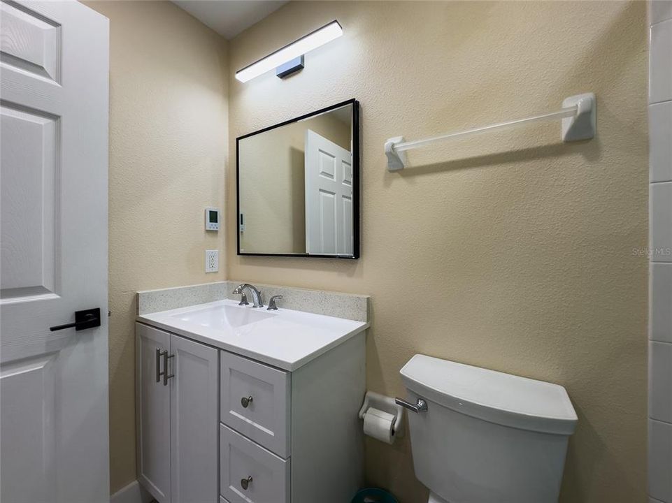 For Sale: $319,500 (2 beds, 2 baths, 1128 Square Feet)