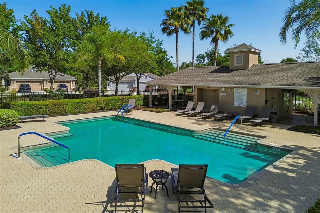 For Rent: $2,300 (3 beds, 2 baths, 1820 Square Feet)