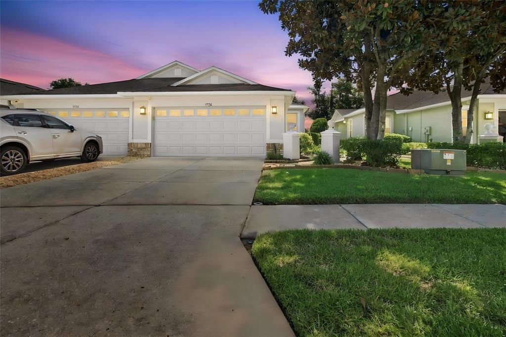 For Rent: $2,300 (3 beds, 2 baths, 1820 Square Feet)