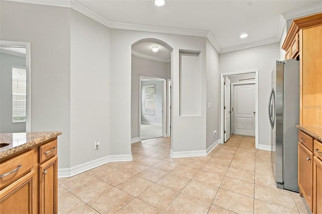 For Rent: $2,300 (3 beds, 2 baths, 1820 Square Feet)
