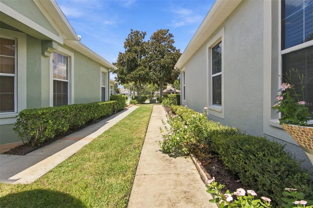 For Rent: $2,300 (3 beds, 2 baths, 1820 Square Feet)