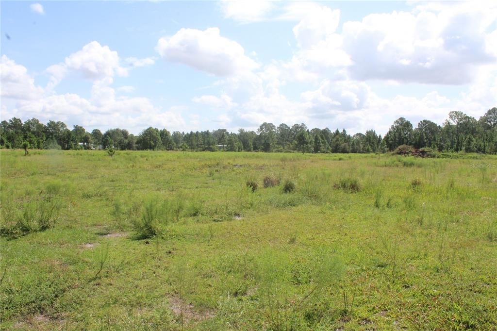待售: $900,000 (20.00 acres)