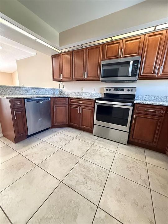 En Venta: $278,900 (3 camas, 2 baños, 1342 Pies cuadrados)