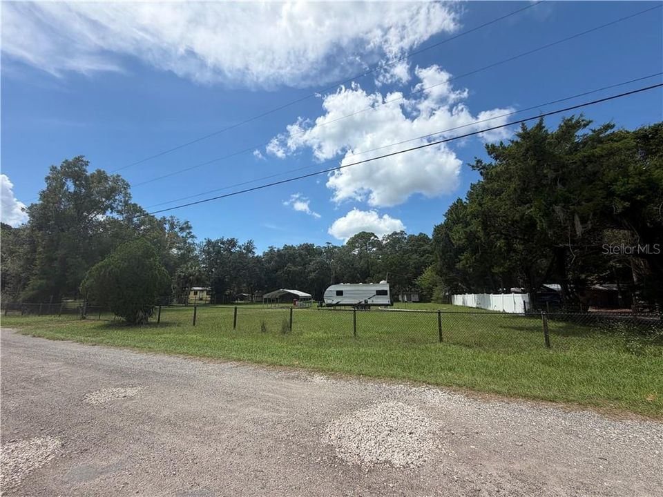 На продажу: $115,000 (1.00 acres)