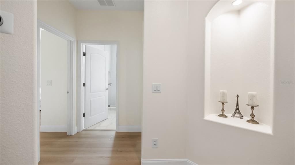 En Venta: $475,000 (4 camas, 2 baños, 2340 Pies cuadrados)