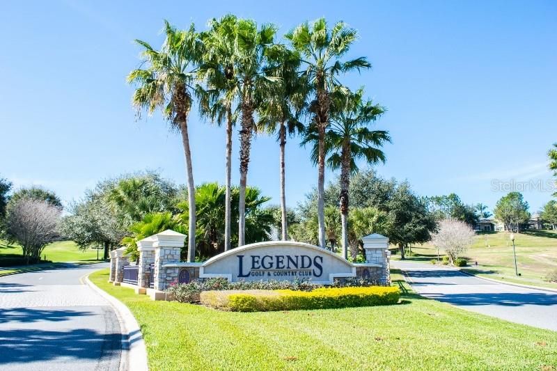 En Venta: $475,000 (4 camas, 2 baños, 2340 Pies cuadrados)