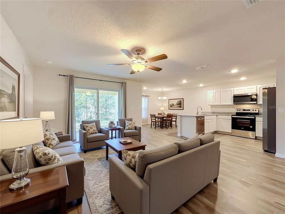 For Sale: $238,500 (3 beds, 2 baths, 1492 Square Feet)