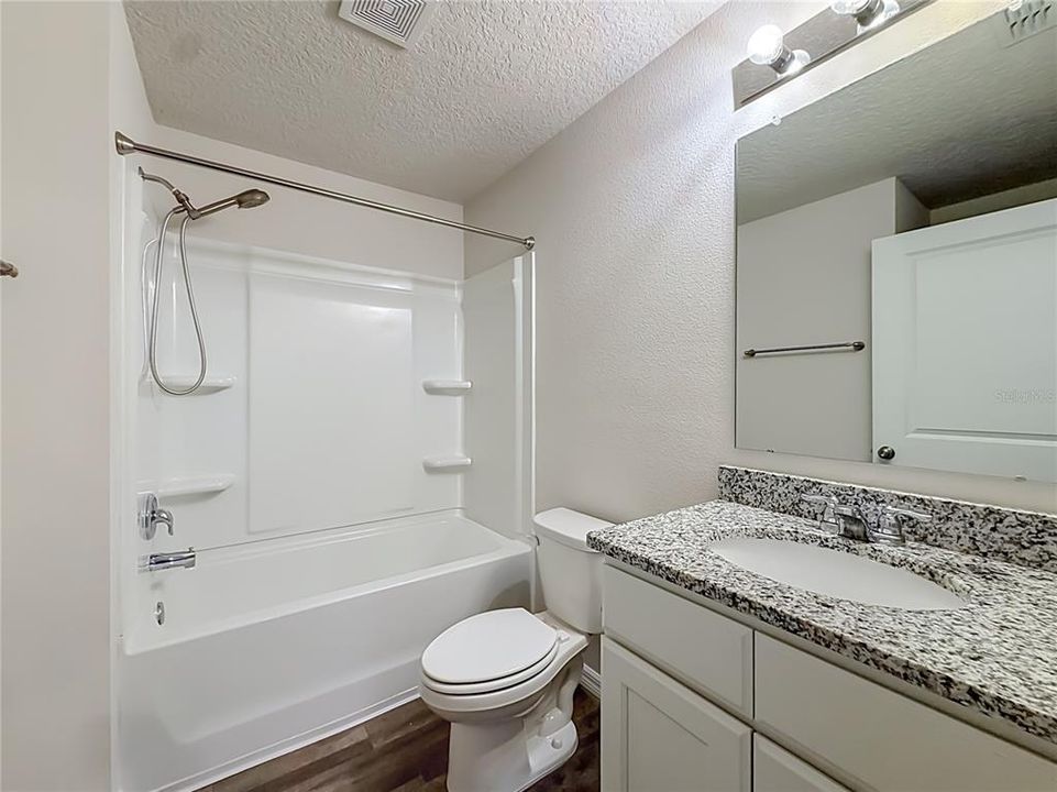 For Sale: $238,500 (3 beds, 2 baths, 1492 Square Feet)