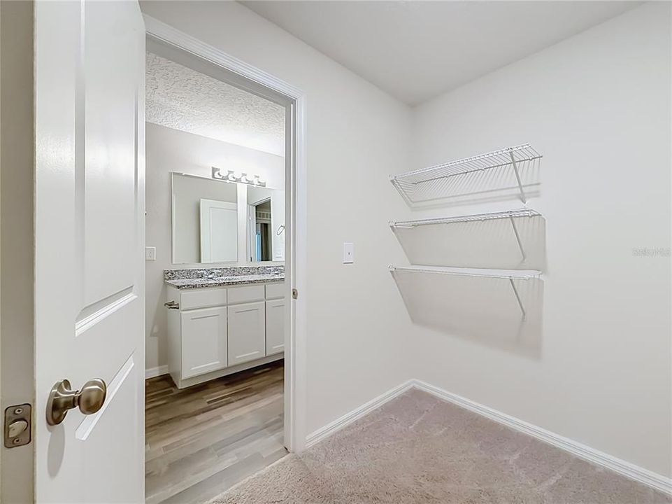 For Sale: $238,500 (3 beds, 2 baths, 1492 Square Feet)