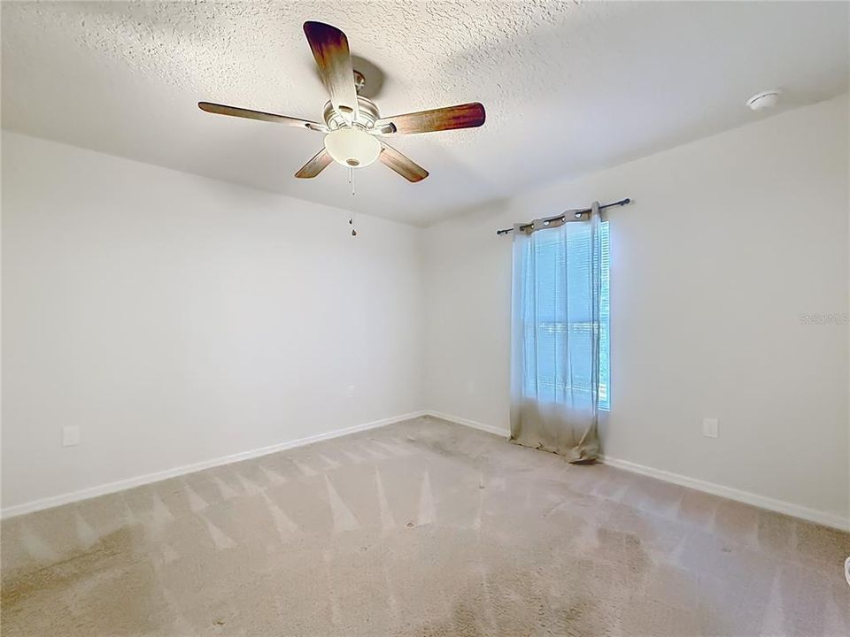 For Sale: $238,500 (3 beds, 2 baths, 1492 Square Feet)