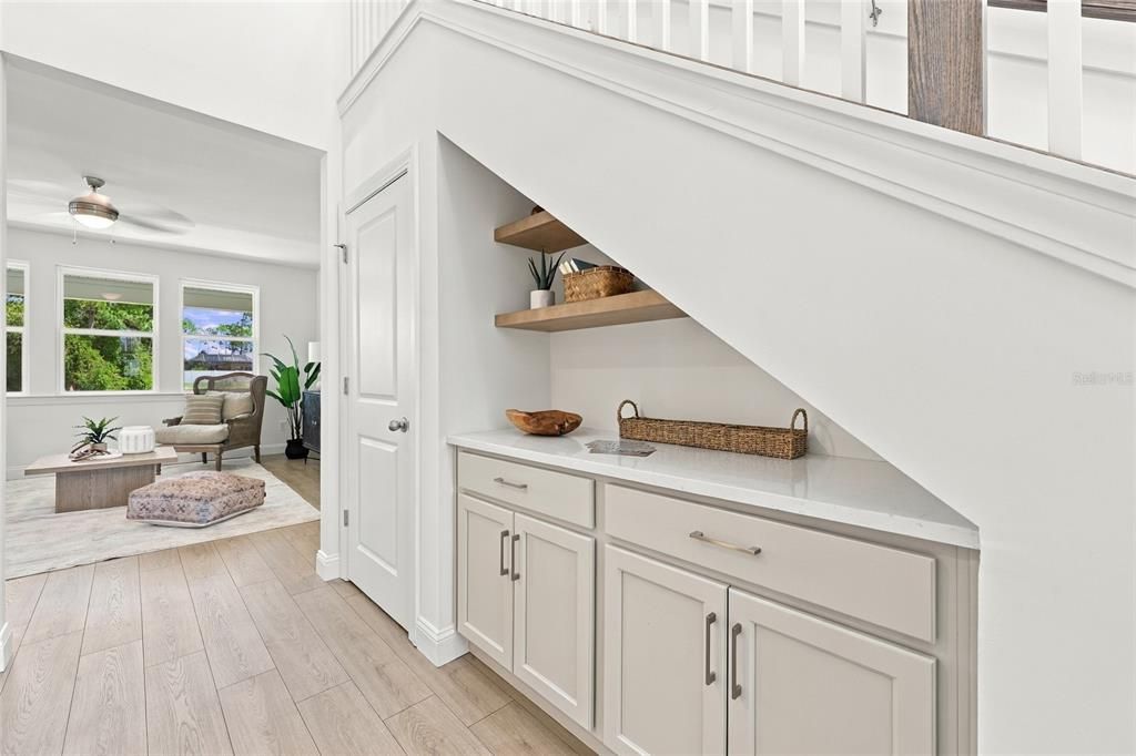 For Sale: $459,900 (3 beds, 2 baths, 2327 Square Feet)