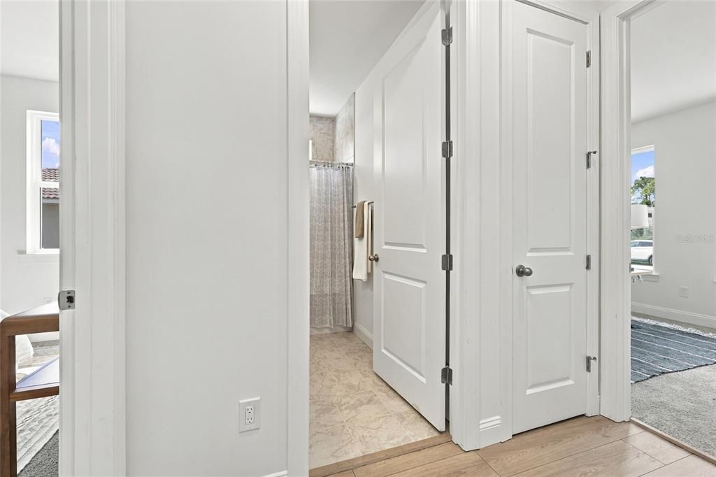 For Sale: $459,900 (3 beds, 2 baths, 2327 Square Feet)