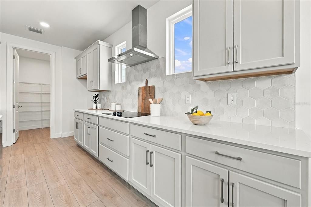 For Sale: $459,900 (3 beds, 2 baths, 2327 Square Feet)