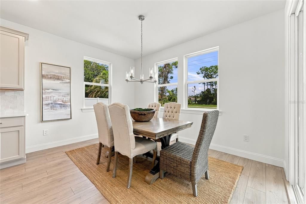 For Sale: $459,900 (3 beds, 2 baths, 2327 Square Feet)