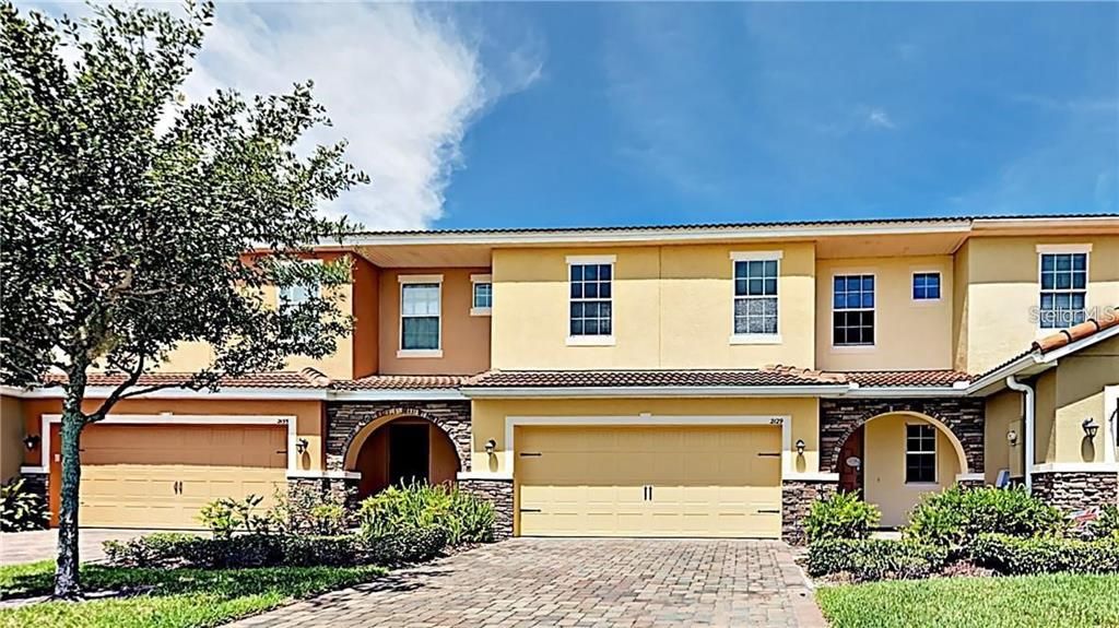 For Rent: $2,750 (3 beds, 2 baths, 1743 Square Feet)