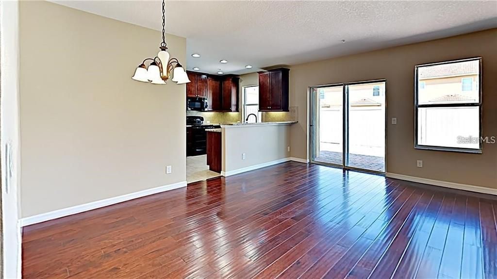 For Rent: $2,750 (3 beds, 2 baths, 1743 Square Feet)