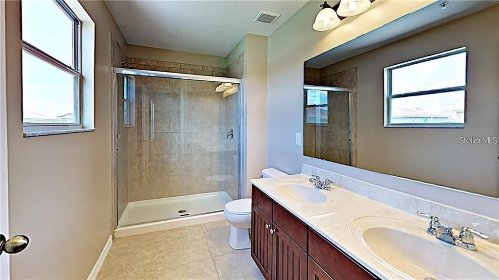 For Rent: $2,750 (3 beds, 2 baths, 1743 Square Feet)
