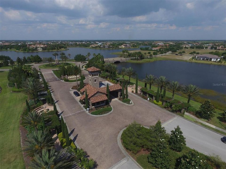 En Venta: $2,249,000 (4 camas, 4 baños, 3364 Pies cuadrados)